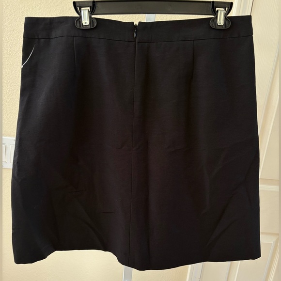 NWOT - Talbots Black A-line Skirt with Rhinestone Buttons - Size 14P - Picture 4 of 5